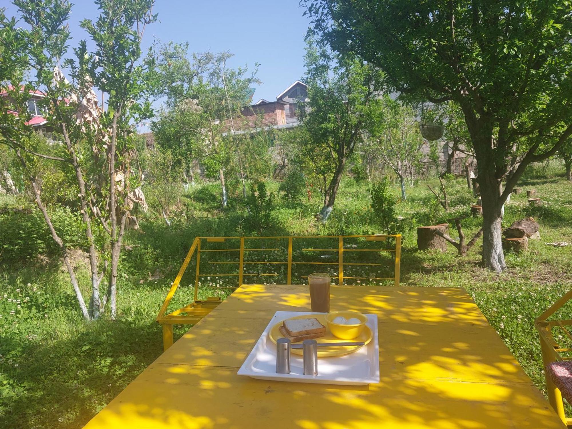 Homestay Gazing Moon Shamshi